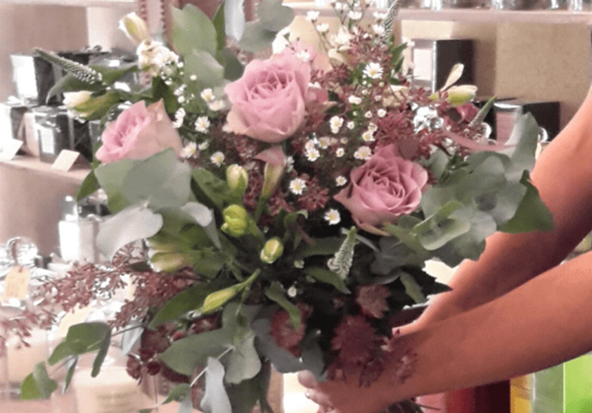 Beautiful autumnal flowers are starting to make an appearance in our Edinburgh shop