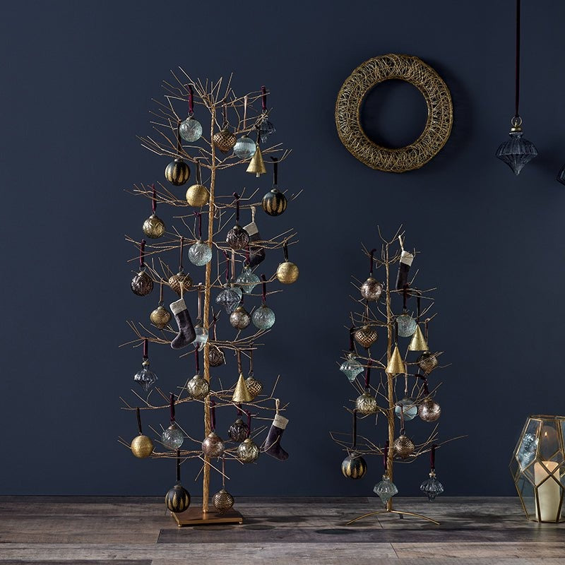 Charida brass toned wire tree