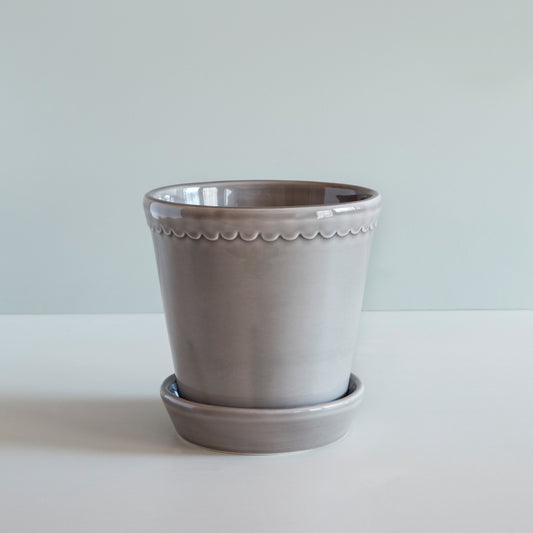 Helena Pot & Saucer Glazed Pearl Grey