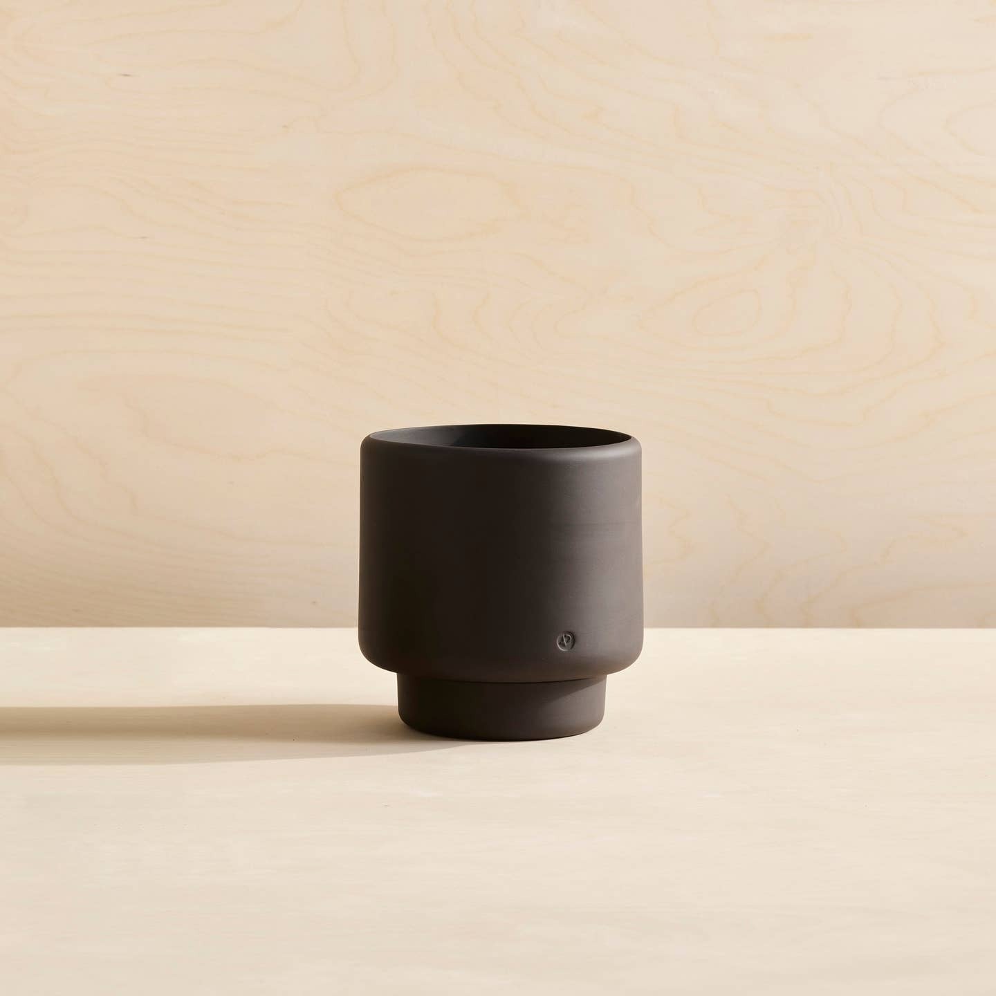 Aaron Probyn Botany Plant Pot graphite black