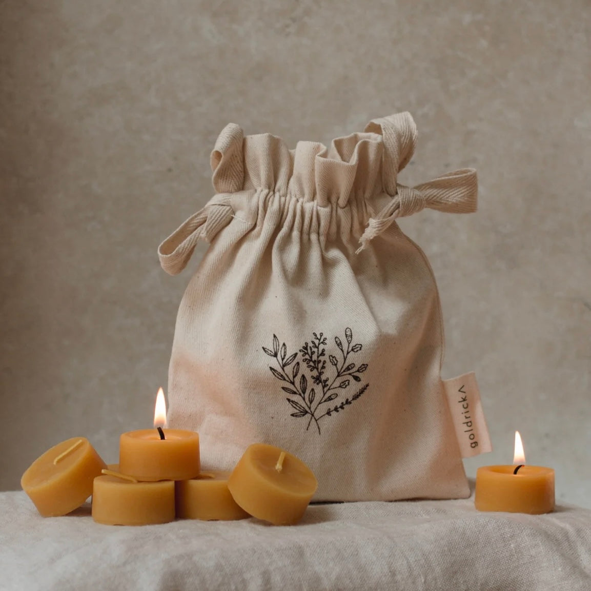 Beeswax Tealight Candles 8's