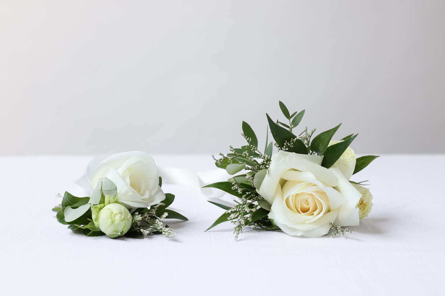 Ladies pin corsage