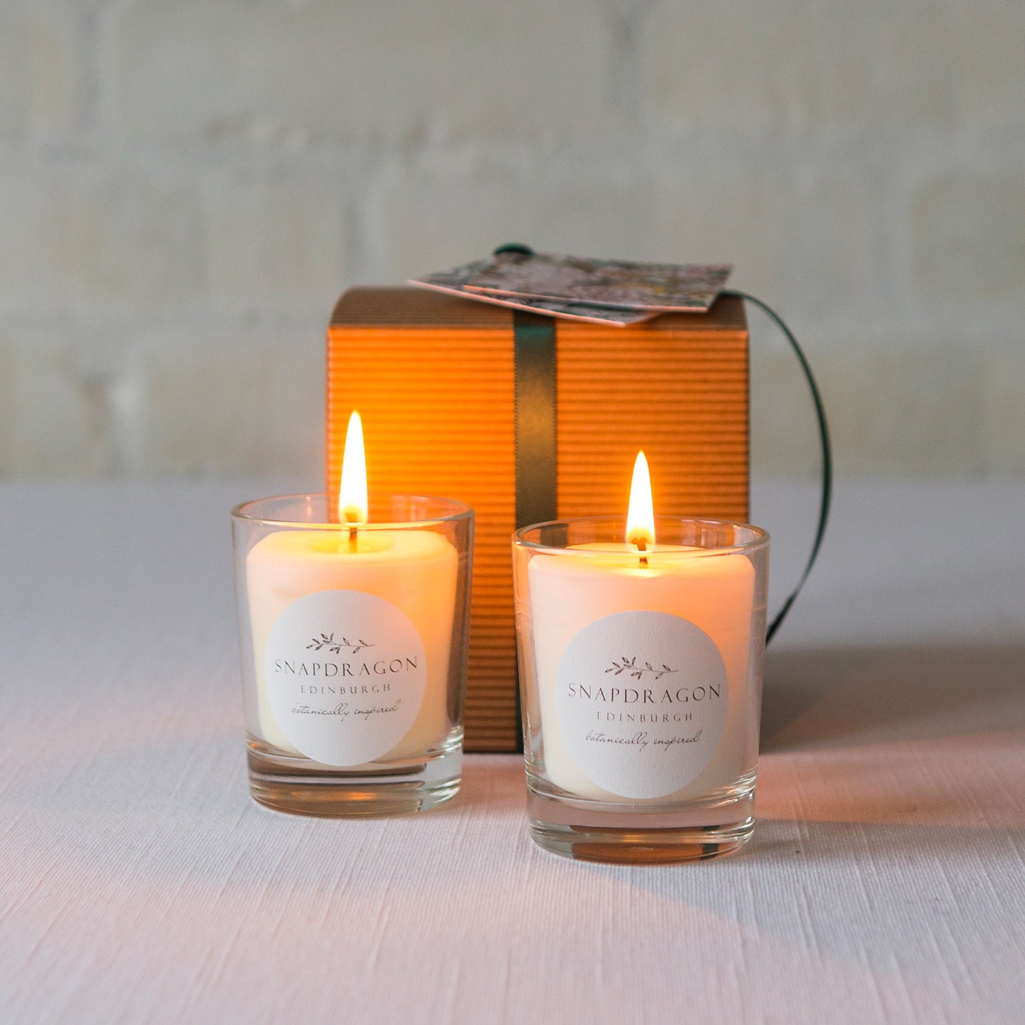 Snapdragon Votive Candle Duo - Amber & Midwinter